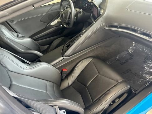 Used 2025 Chevrolet Corvette Z06 RWD image 24