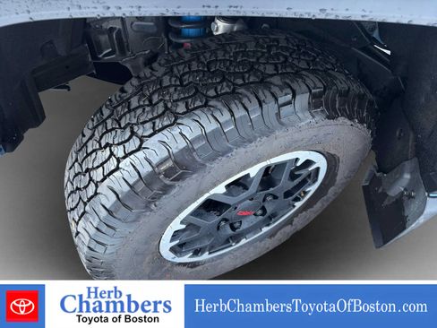 Used 2026 Toyota Tacoma TRD Off-Road AWD/4WD image 14