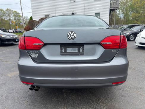 Used 2014 Volkswagen Jetta SE FWD image 6