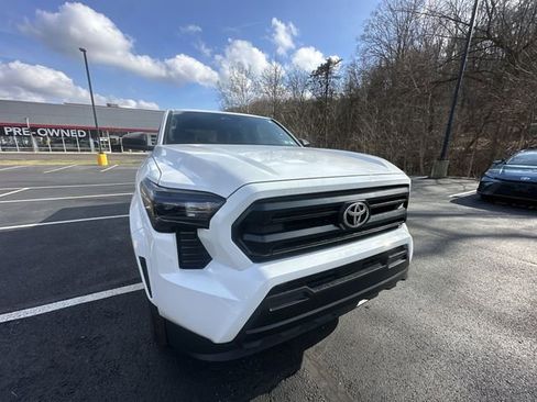 New 2026 Toyota Tacoma SR RWD image 11