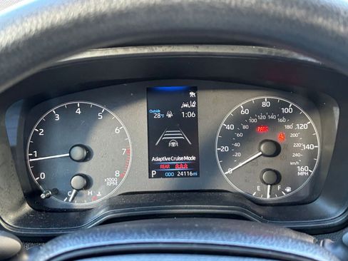 Used 2025 Toyota Corolla LE image 36