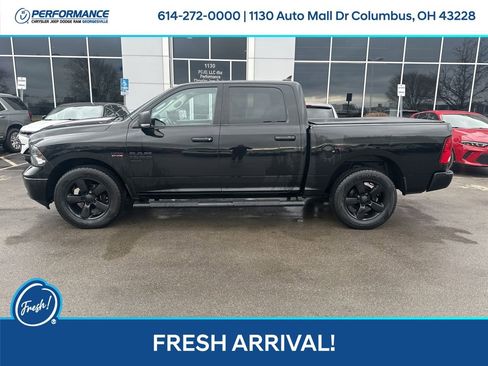 Used 2019 RAM 1500 Classic SLT w/ Black Appearance Group image 9