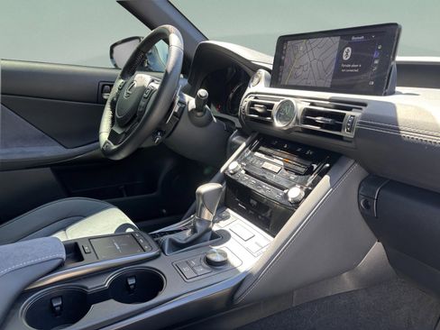 Used 2022 Lexus IS 500 w/ Accessory Package 2 RWD image 19