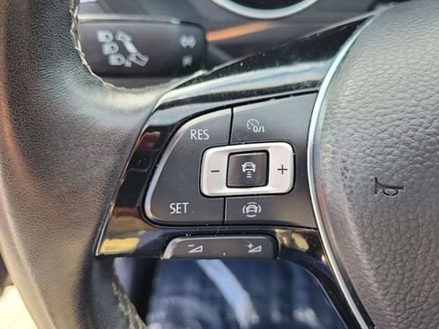 Used 2021 Volkswagen Tiguan SE R-Line FWD image 19