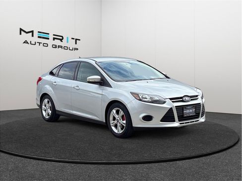 Used 2014 Ford Focus SE image 1