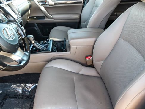 Used 2021 Lexus GX 460 Premium w/ Premium Package AWD/4WD image 18