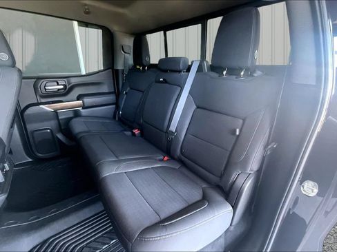 Used 2022 Chevrolet Silverado 1500 LT Trail Boss w/ Convenience Package II AWD/4WD image 19