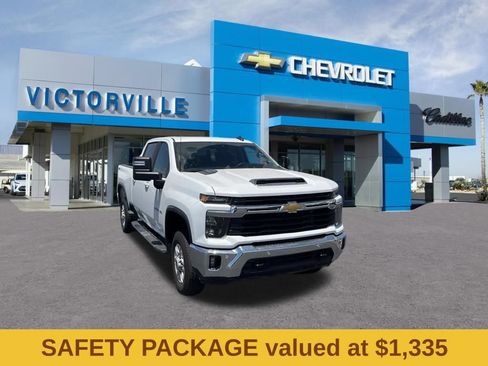 Used 2025 Chevrolet Silverado 2500 LT w/ Safety Package AWD/4WD image 3