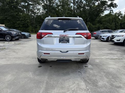 Used 2019 GMC Acadia Denali FWD image 18