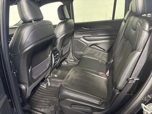 Certified 2023 Jeep Grand Cherokee L Laredo AWD/4WD image 22