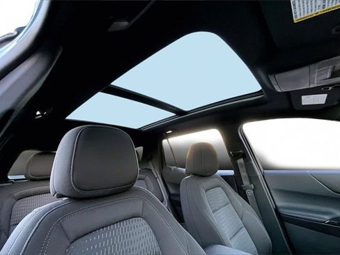 Used 2026 Chevrolet Equinox LT w/ Midnight Edition image 25