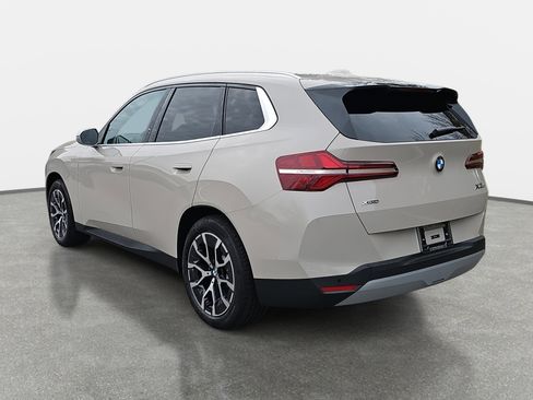 New 2026 BMW X3 xDrive30 w/ Premium Package image 7