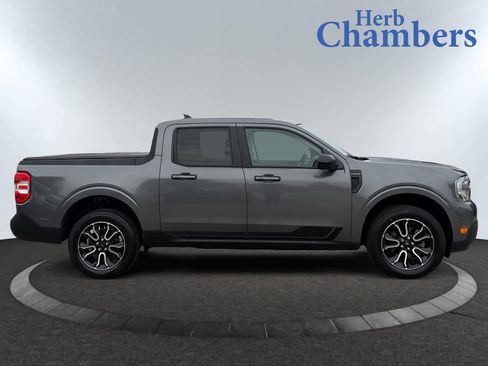 Used 2022 Ford Maverick Lariat w/ Lariat Luxury Package image 9