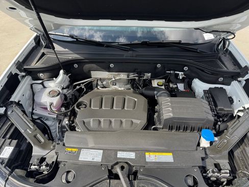 New 2026 Volkswagen Atlas SE FWD image 16