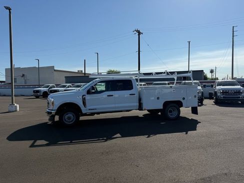 New 2026 Ford F350 XL w/ XL Chrome Package AWD/4WD image 4