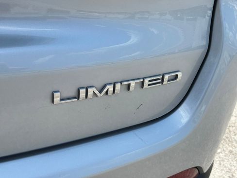 Used 2025 Jeep Compass Limited AWD/4WD image 11