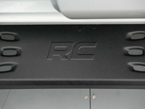 Used 2023 Chevrolet Silverado 1500 ZR2 w/ Technology Package image 15