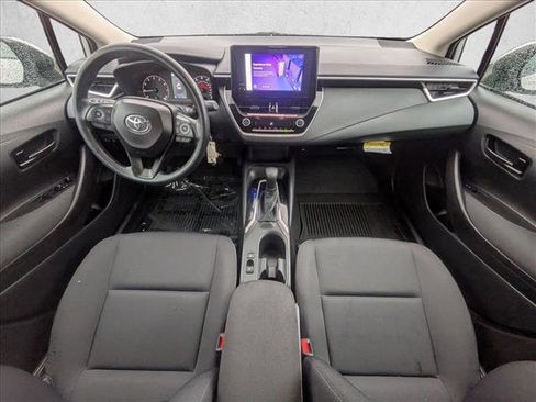 Certified 2025 Toyota Corolla LE image 15