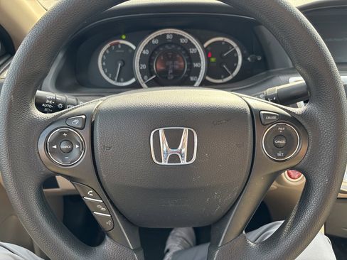 Used 2013 Honda Accord EX image 2