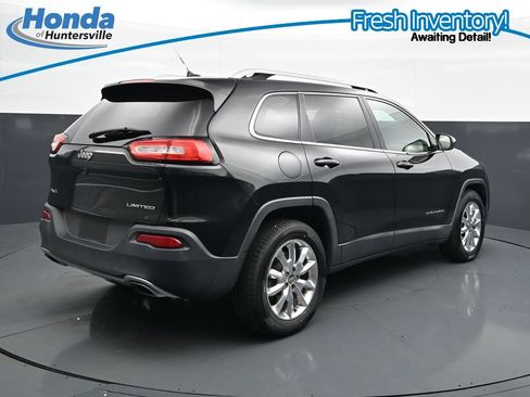 Used 2015 Jeep Cherokee Limited AWD/4WD image 10