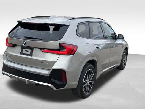Used 2025 BMW X1 xDrive28i AWD/4WD image 9