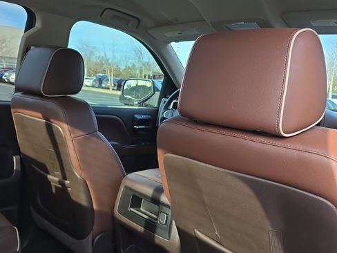 Used 2014 Chevrolet Silverado 1500 High Country w/ High Country Premium Package image 20