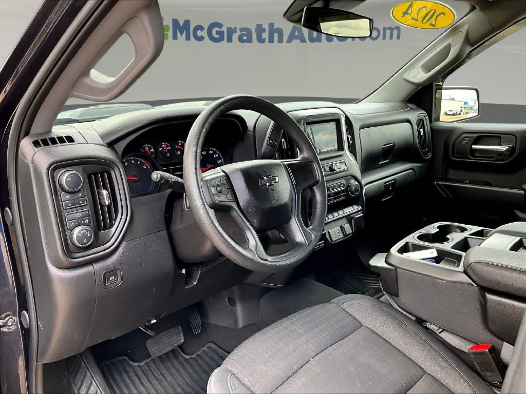 Used 2024 Chevrolet Silverado 1500 Custom Trail Boss AWD/4WD image 20