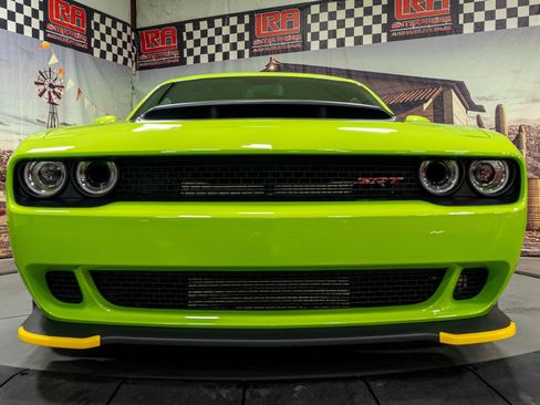 Used 2023 Dodge Challenger SRT Hellcat Redeye image 6