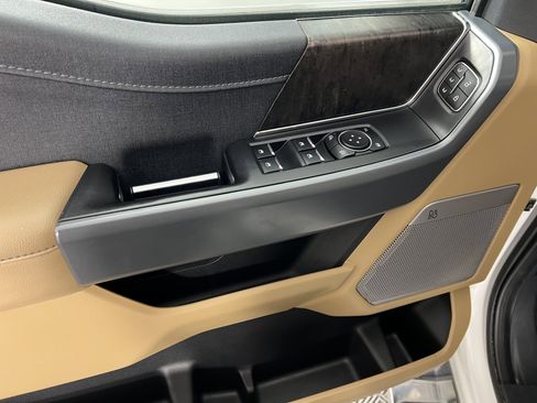 Used 2023 Ford F150 Lariat w/ Equipment Group 502A High image 17