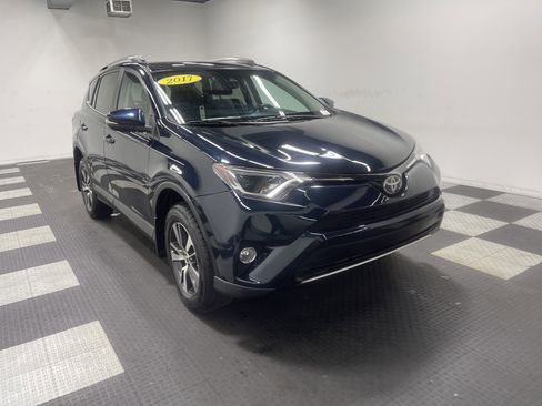 Used 2017 Toyota RAV4 XLE image 6