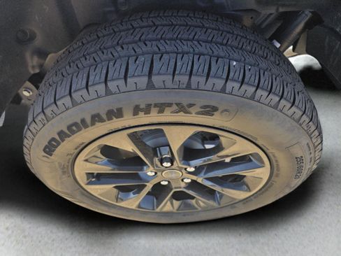 Used 2025 Jeep Wrangler Sahara w/ Safety Group image 38