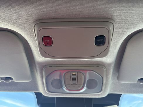 New 2025 RAM ProMaster 2500 w/ Quick Order Package 22G SLT image 22