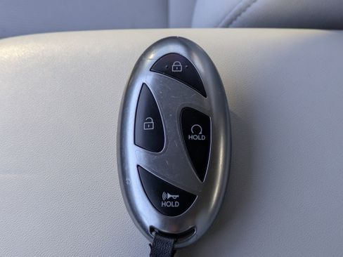 Certified 2025 Hyundai Kona SE image 29