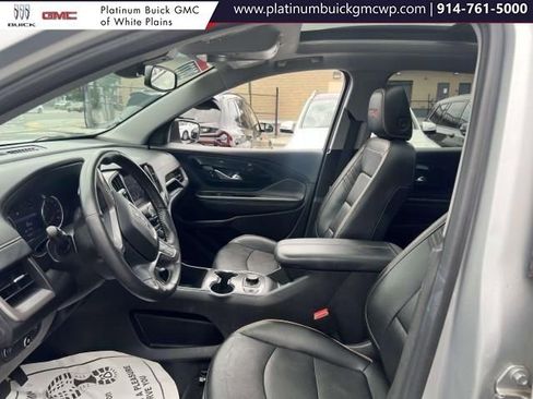 Used 2022 GMC Terrain AT4 image 17