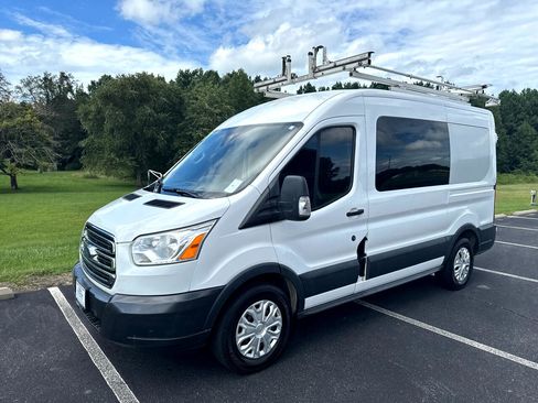 Used 2018 Ford Transit 150 XLT image 11