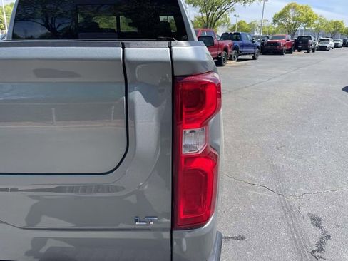Used 2024 Chevrolet Silverado 1500 LT Trail Boss w/ Convenience Package II image 32