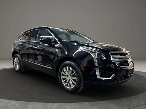 Used 2019 Cadillac XT5 Luxury AWD/4WD image 2