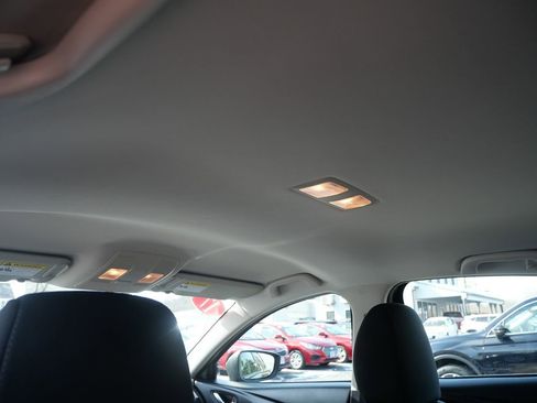 Used 2017 MAZDA MAZDA6 Sport image 18