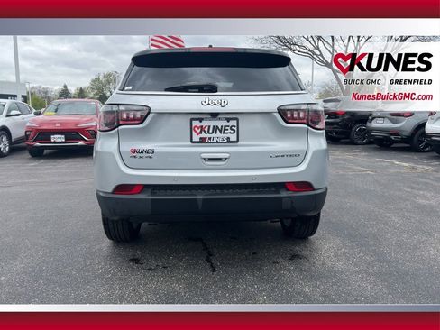 Used 2025 Jeep Compass Limited AWD/4WD image 8