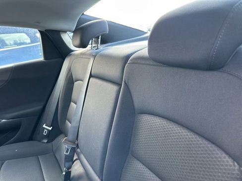 Used 2023 Chevrolet Malibu LT image 6