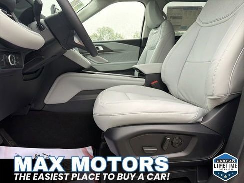 New 2026 Ford Explorer Platinum w/ LUX Leather Package AWD/4WD image 31