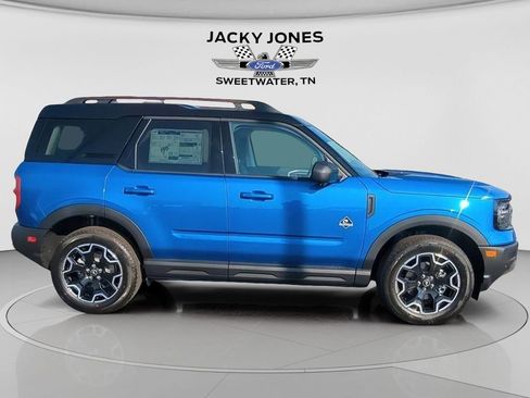 New 2025 Ford Bronco Sport Outer Banks w/ Outer Banks Tech Package+ AWD/4WD image 9