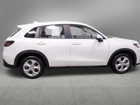 Certified 2024 Honda HR-V LX image 7
