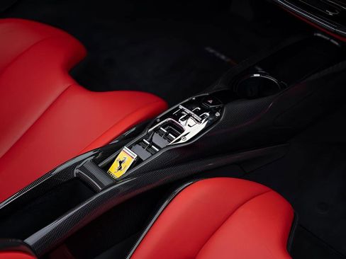 Used 2022 Ferrari SF90 Spider AWD/4WD image 50
