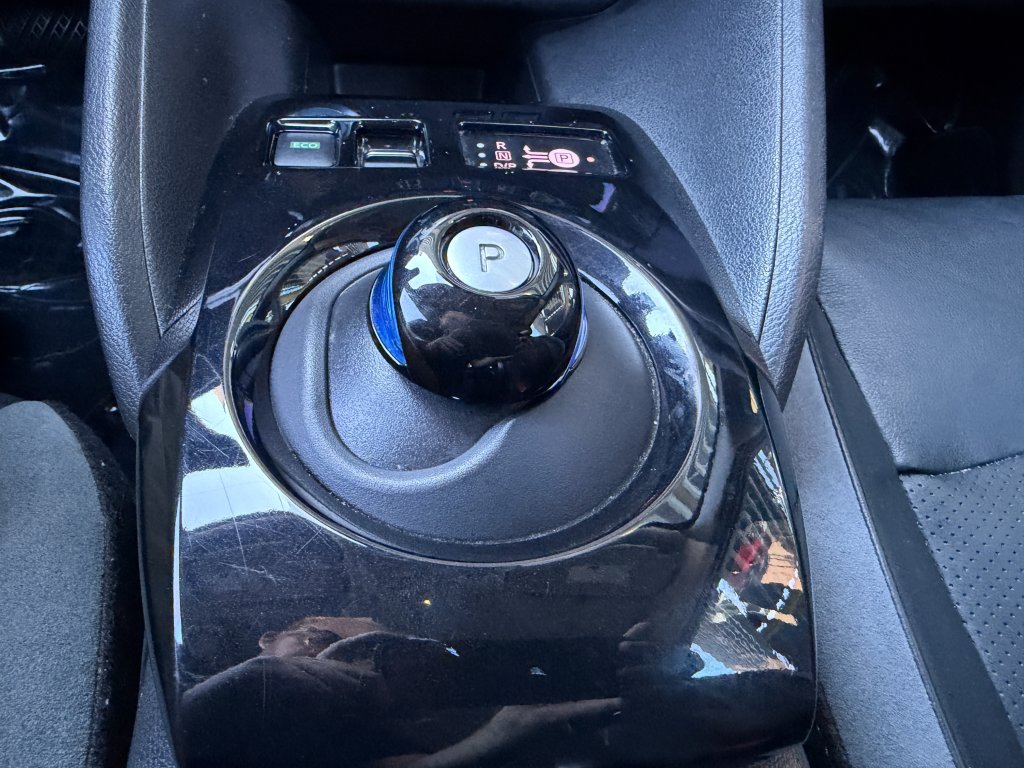 Used 2019 Nissan Leaf SL Plus FWD image 25