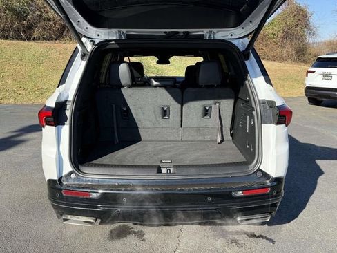 New 2025 Buick Enclave Sport Touring w/ Trailering Package, 5000 lbs. image 4