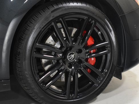 Certified 2024 Maserati Ghibli Modena Ultima Q4 image 17