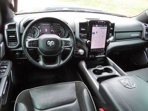 Certified 2022 RAM 1500 Laramie AWD/4WD image 4