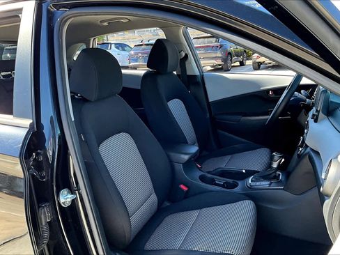 Used 2021 Hyundai Kona SEL FWD image 9