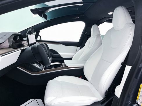 Used 2023 Tesla Model X image 20